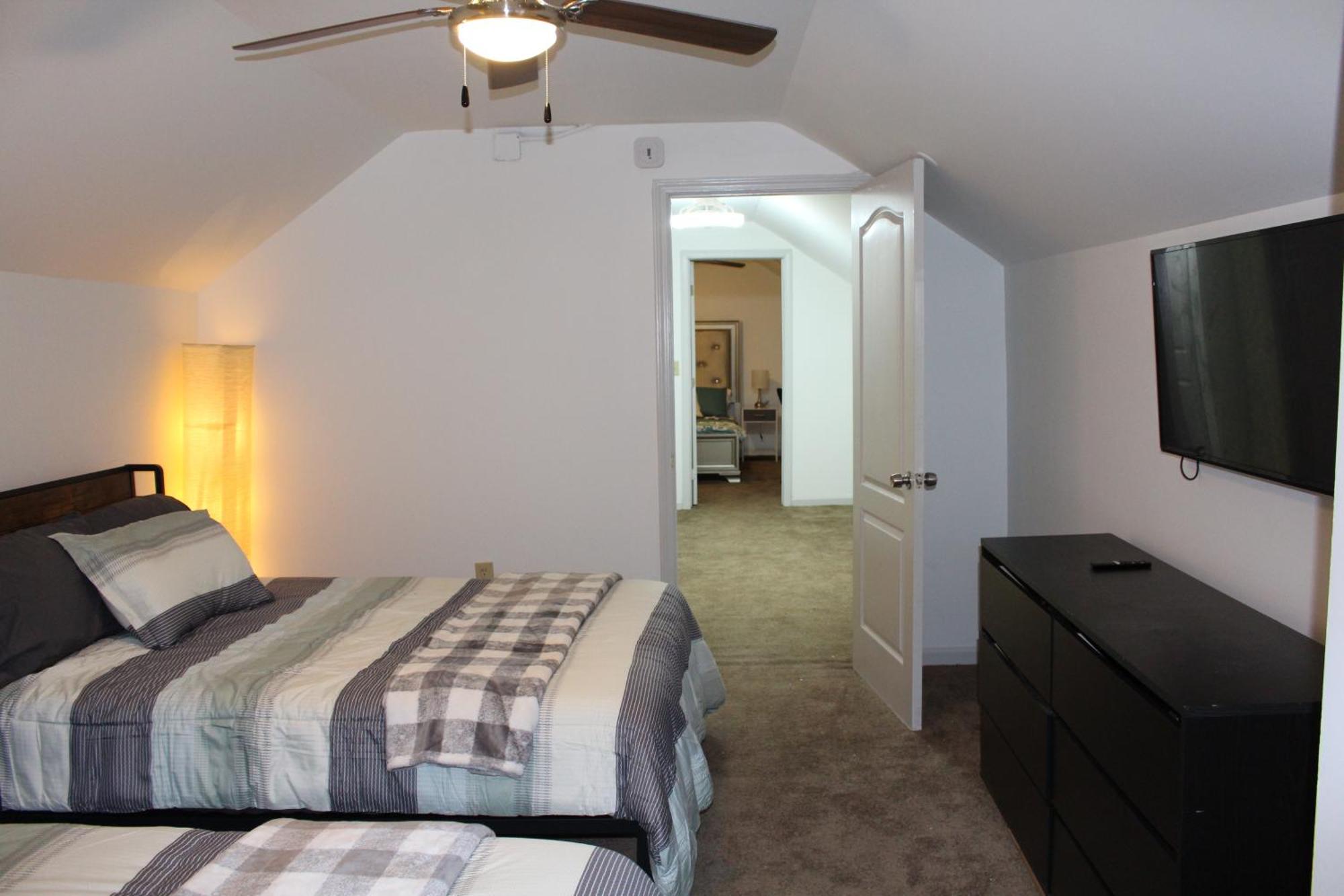 Shared Guest House With Private Rooms Атланта Екстер'єр фото
